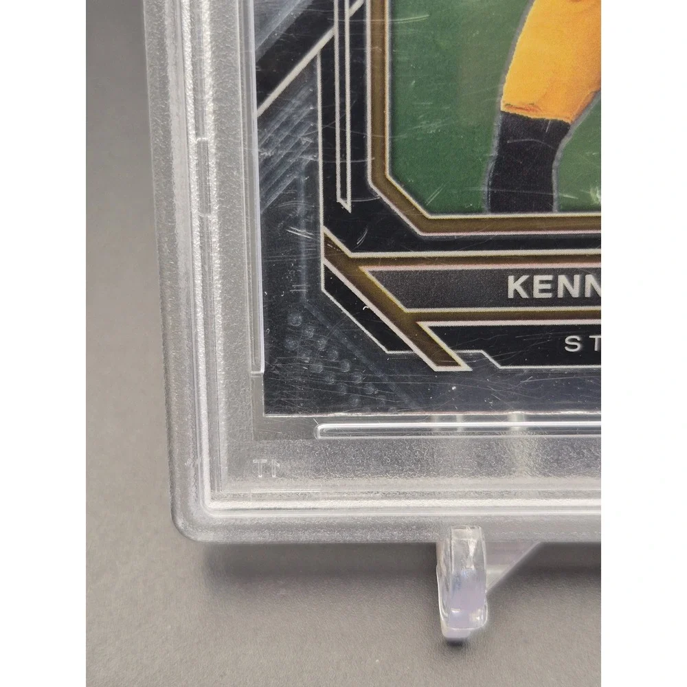 2022 Panini Prizm Kenny Pickett #301‎ Base Rookie RC PSA 10 GEM MT Steelers